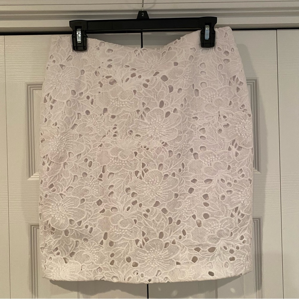 Banana Republic white lace skirt size 6